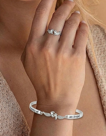 EVERSTILL Angel’s Embrace Memorial Ring